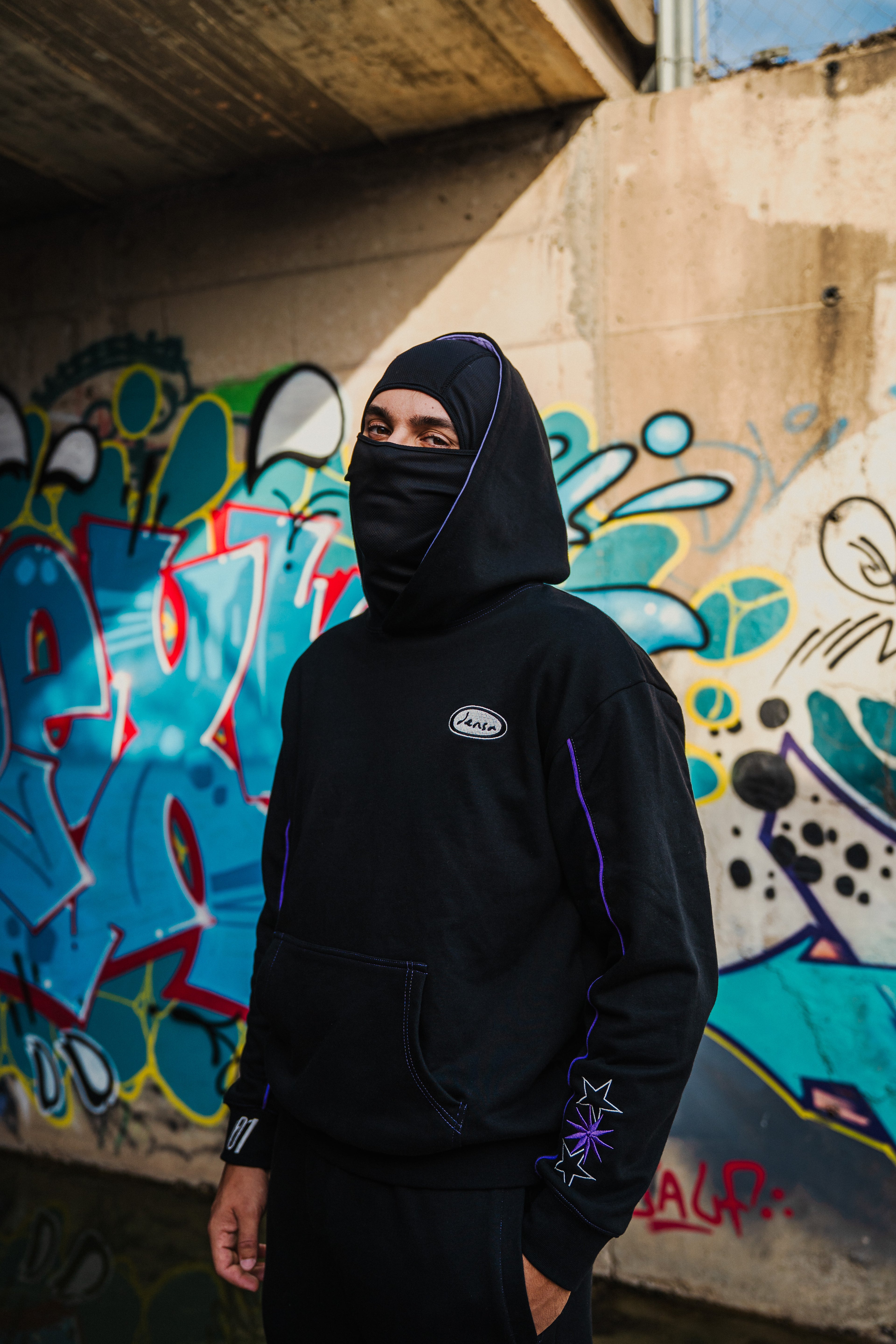 SAINTS & SINNERS HOODIE BLACK