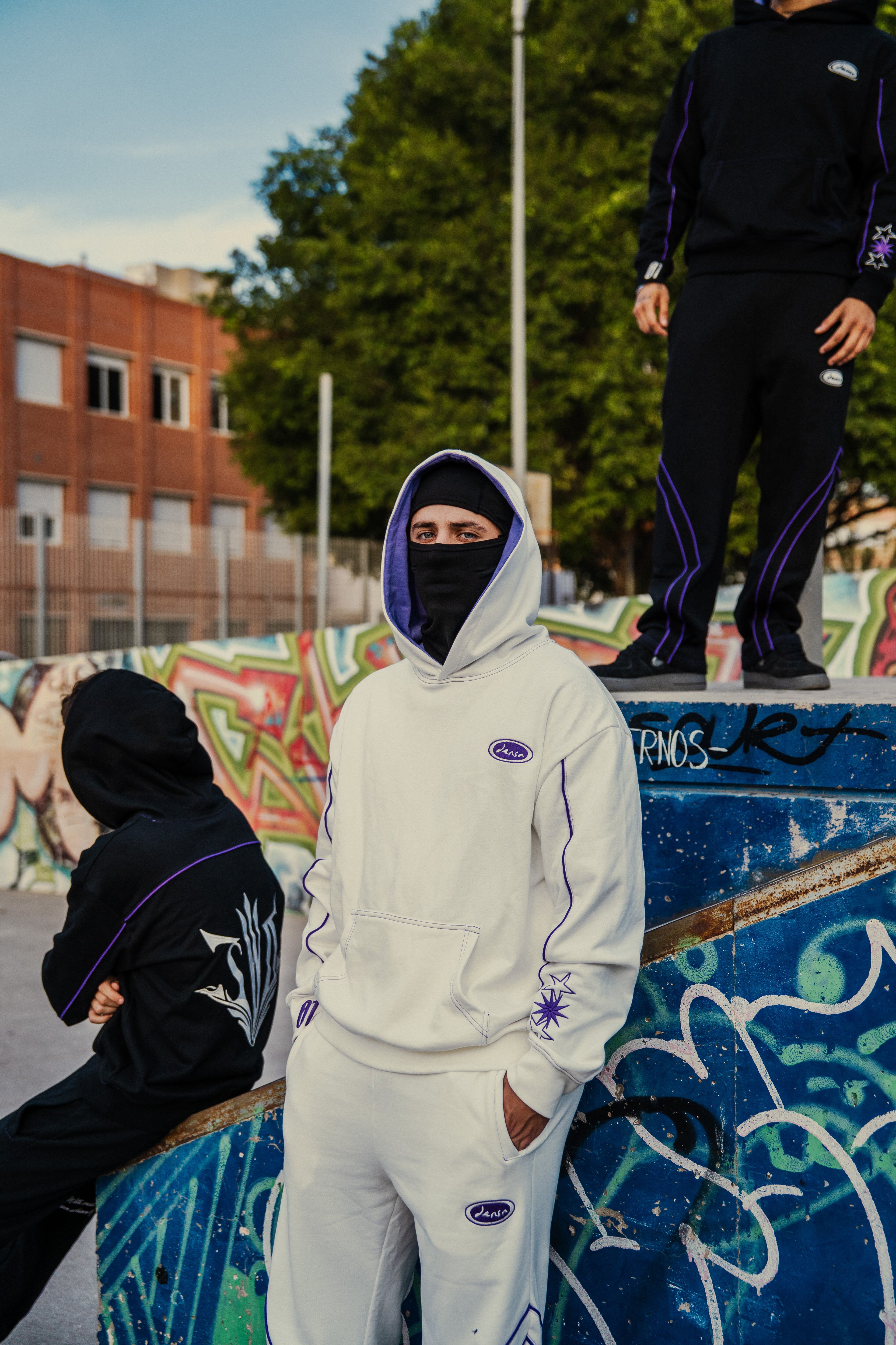 SAINTS & SINNERS HOODIE WHITE